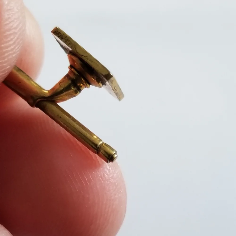 Vintage gold tone cuff links or tuxedo studs? small square